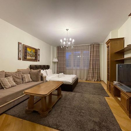 Arenda Apartments - Surganova,5A Minsk Buitenkant foto