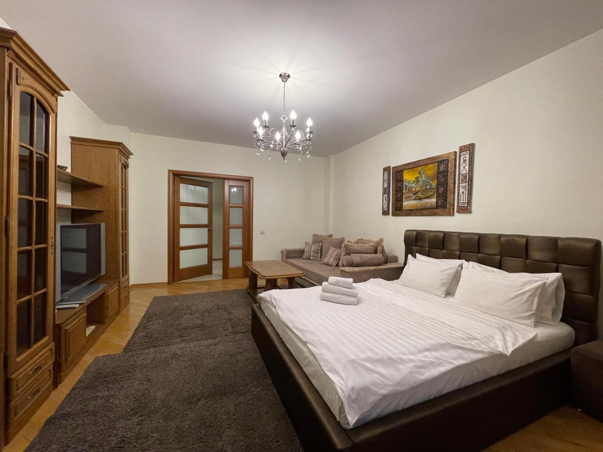 Arenda Apartments - Surganova,5A Minsk Buitenkant foto